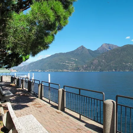 Piazza San Giuseppe-1 By Interhome Apartamento